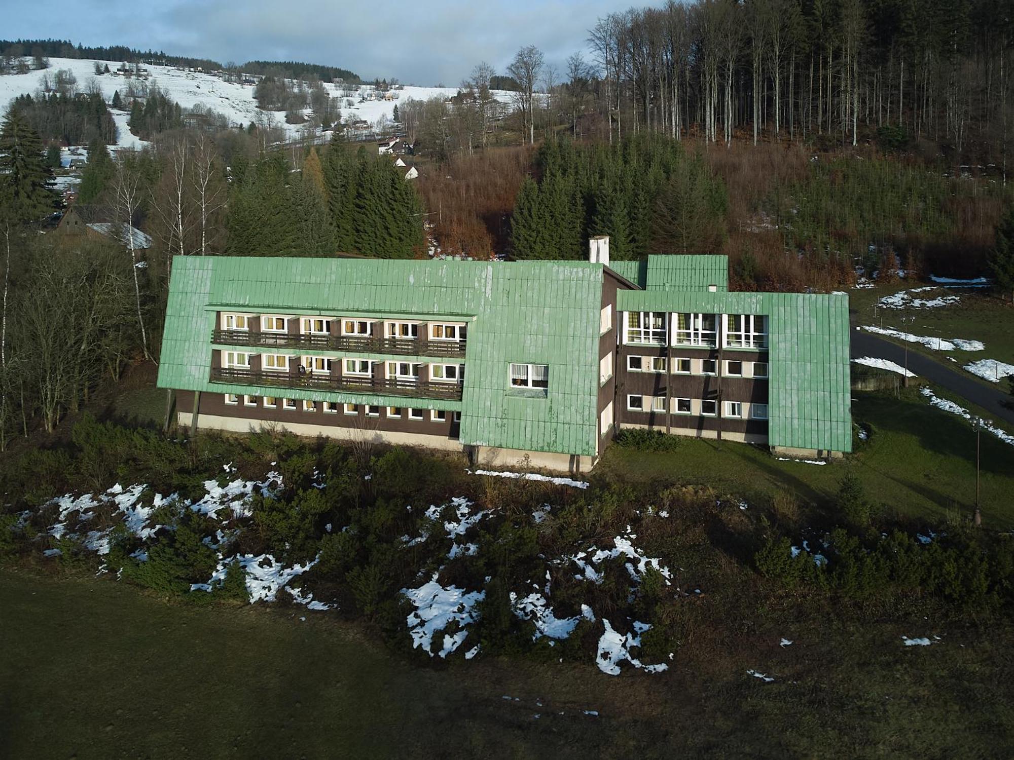 Hotel Albert - Retro Пасеки-над-Йизероу Экстерьер фото